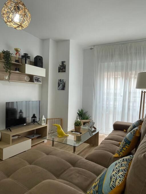 Apartamento Centro De Aguilas. Bagian luar foto