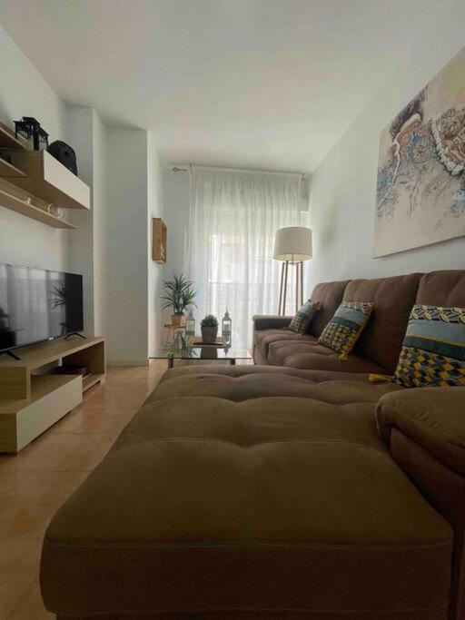 Apartamento Centro De Aguilas. Bagian luar foto