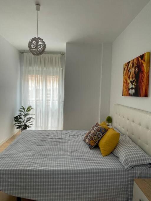 Apartamento Centro De Aguilas. Bagian luar foto